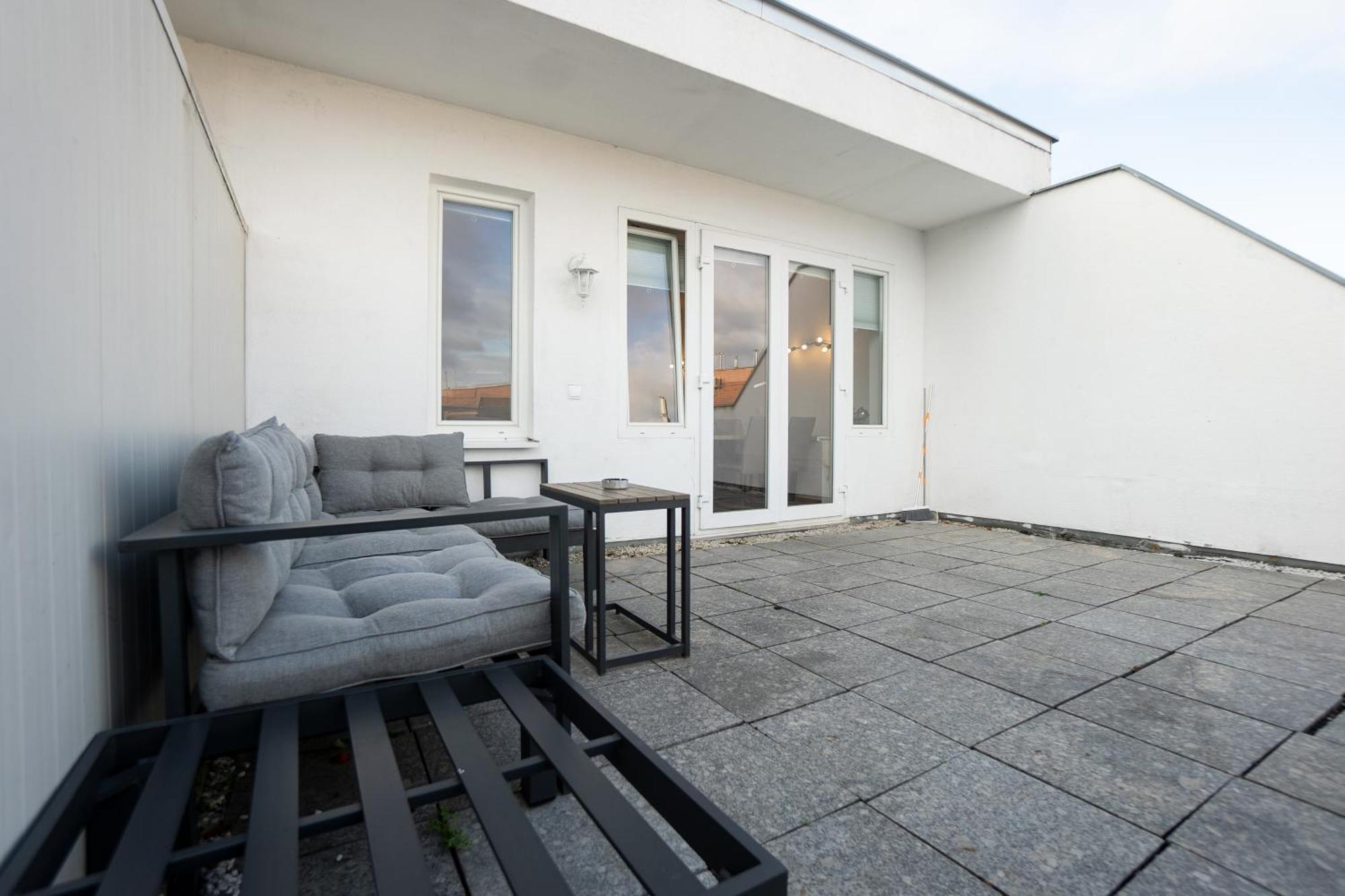 Apartment With A Private Terrace Located Right Near Belvedere Castle, 15 Minutes Away From Stephansdom Βιέννη Εξωτερικό φωτογραφία