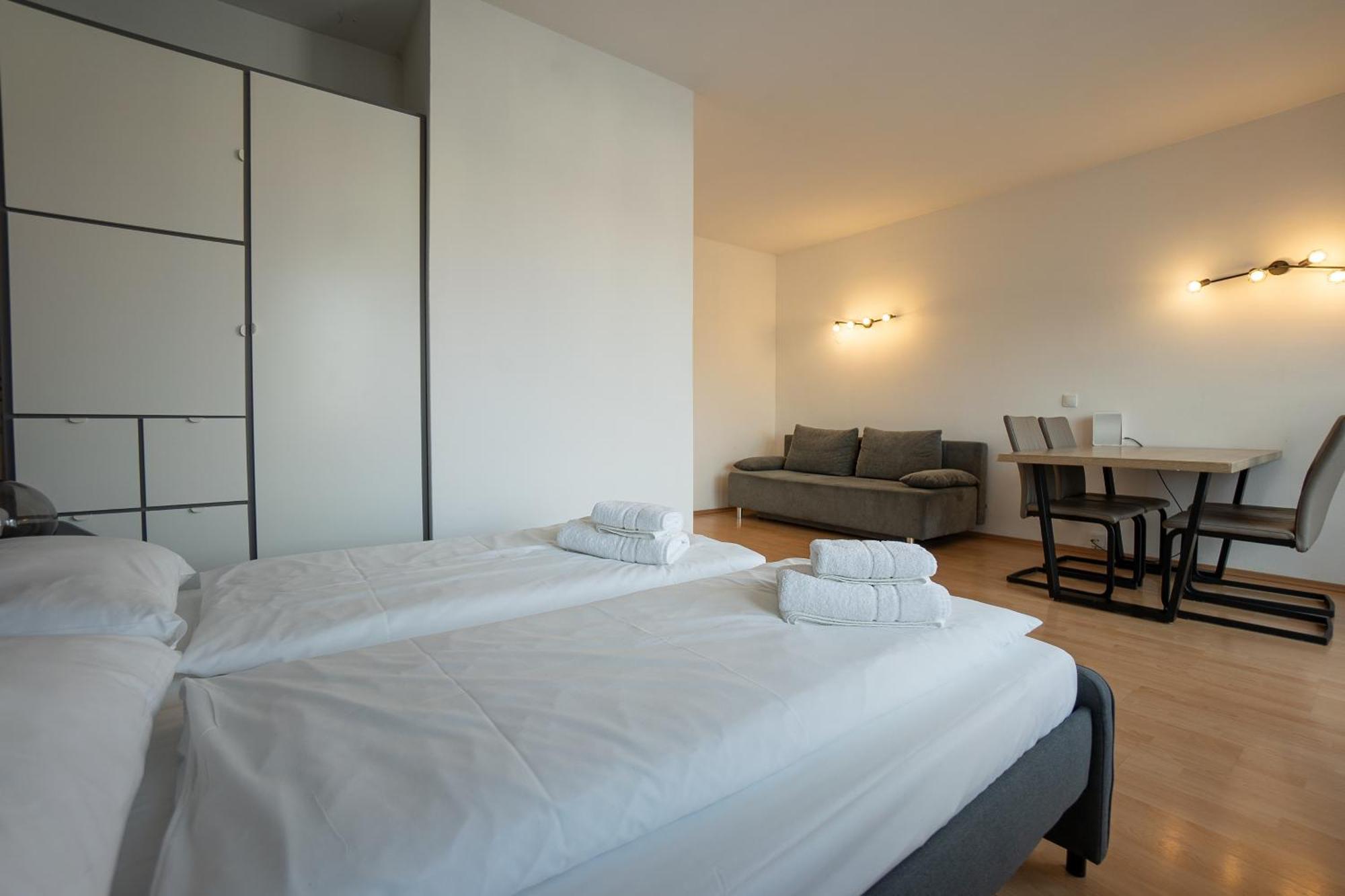 Apartment With A Private Terrace Located Right Near Belvedere Castle, 15 Minutes Away From Stephansdom Βιέννη Εξωτερικό φωτογραφία