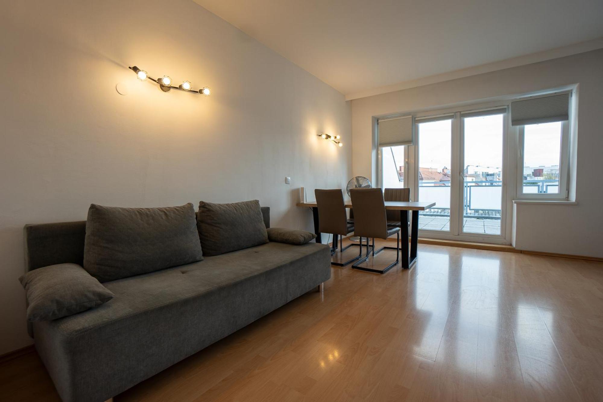 Apartment With A Private Terrace Located Right Near Belvedere Castle, 15 Minutes Away From Stephansdom Βιέννη Εξωτερικό φωτογραφία